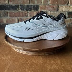 Saucony Guide 18 Max Cushion Men 11 Neutral Running Cloud White Shoes Sneakers